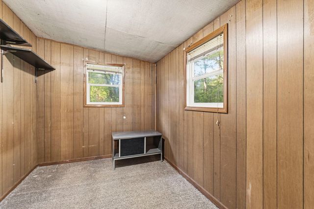 7N079 Tuscola Avenue, St. Charles, IL 60174