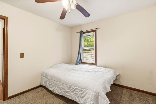 7N079 Tuscola Avenue, St. Charles, IL 60174