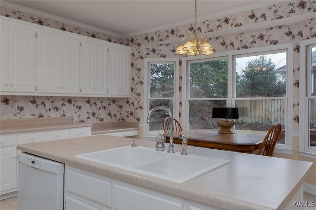 904 Pin Brook, Tuscaloosa, AL 35406