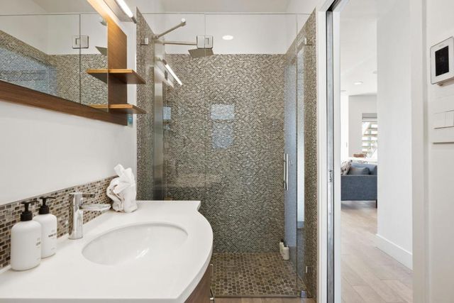 264 Beach Drive, Aptos, CA 95003