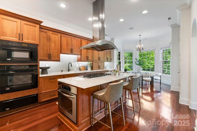 2310 La Maison Drive, Charlotte, NC 28226
