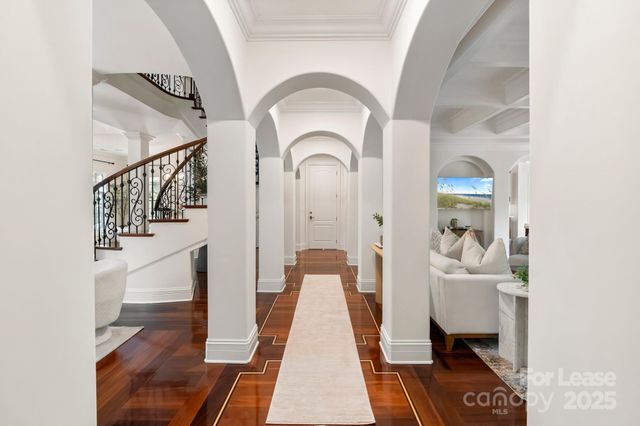 2310 La Maison Drive, Charlotte, NC 28226