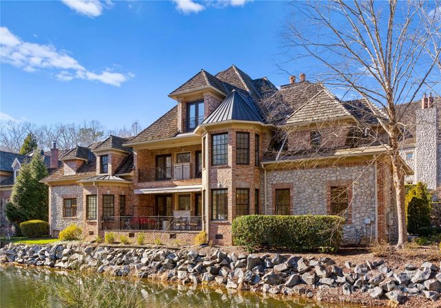 2310 La Maison Drive, Charlotte, NC 28226