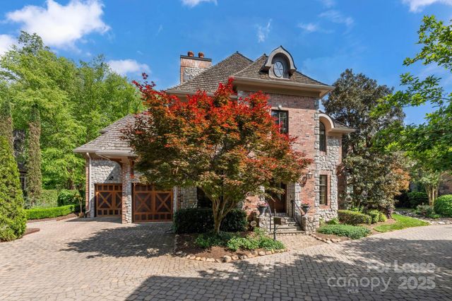 2310 La Maison Drive, Charlotte, NC 28226