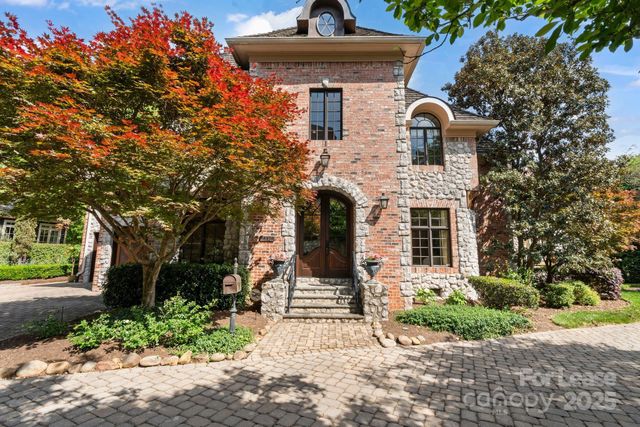2310 La Maison Drive, Charlotte, NC 28226