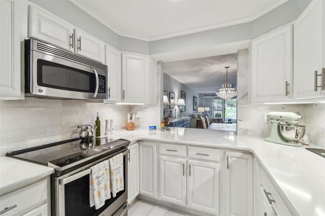 3505 TARPON WOODS BOULEVARD P404, Palm Harbor, FL 34685