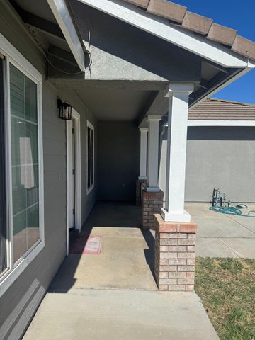 2529 Rushing River Dr, Modesto, CA 95351