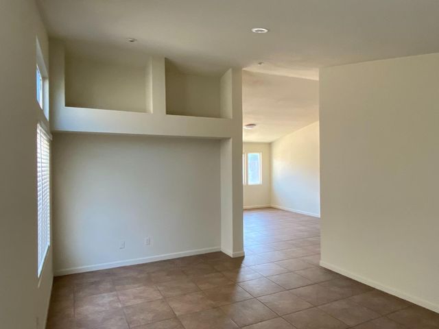 2529 Rushing River Dr, Modesto, CA 95351