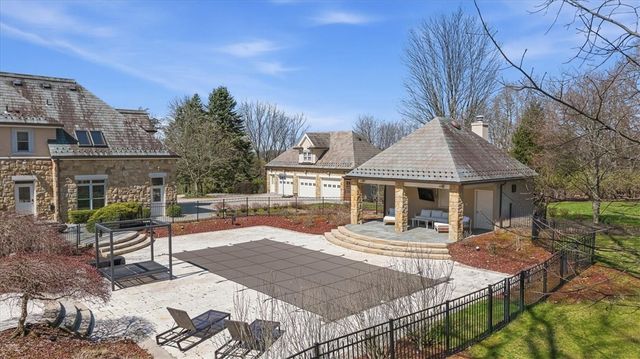 152 Peppergrass Rd, Marshall, PA 15005