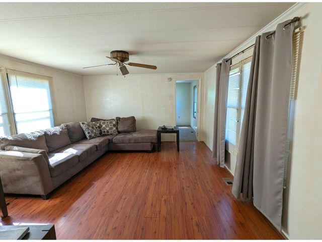 32 Skyline Drive, Rochester, NH 03867
