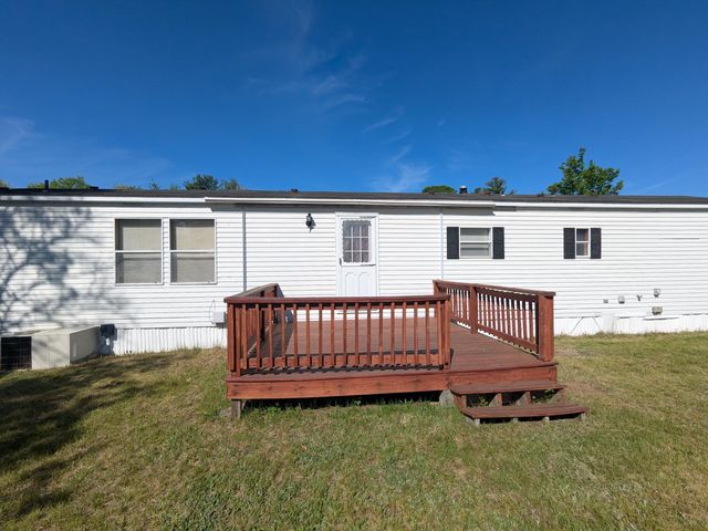 32 Skyline Drive, Rochester, NH 03867