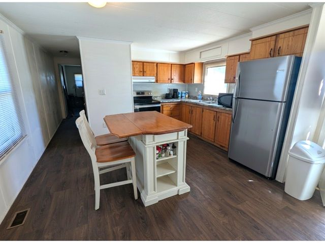 32 Skyline Drive, Rochester, NH 03867