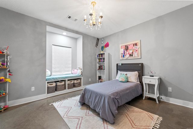 8416 E Woodruff Avenue, Sherwood, AR 72120