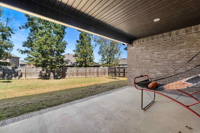 8416 E Woodruff Avenue, Sherwood, AR 72120