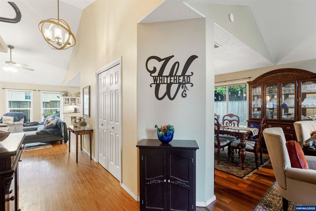 2918 Vintage Av SE, Salem, OR 97306