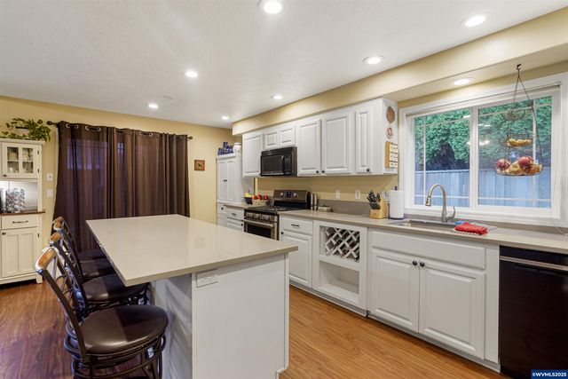 2918 Vintage Av SE, Salem, OR 97306