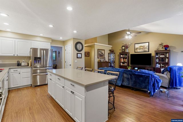 2918 Vintage Av SE, Salem, OR 97306