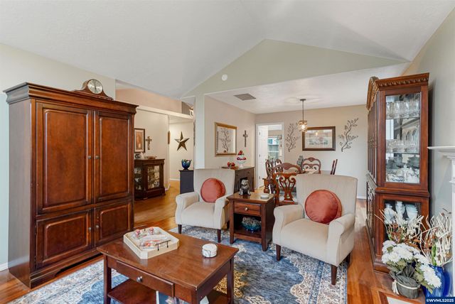 2918 Vintage Av SE, Salem, OR 97306