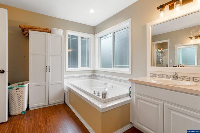 2918 Vintage Av SE, Salem, OR 97306