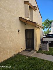 1840 E Avenue J2 Apt 7, Lancaster, CA 93535