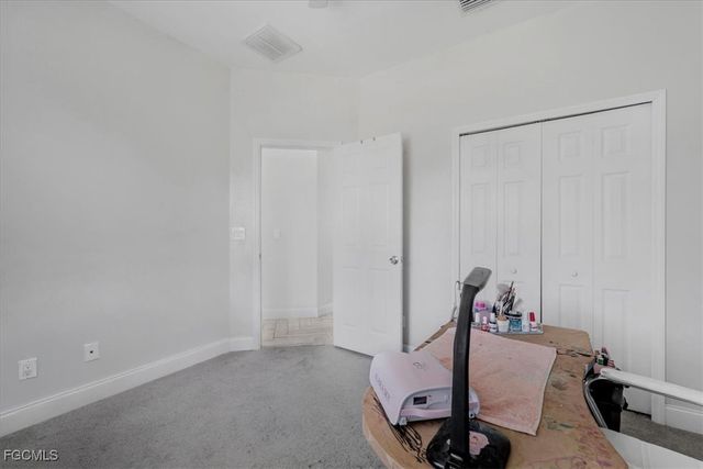 7043 Brazil CIR, Labelle, FL 33935