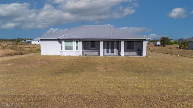 7043 Brazil CIR, Labelle, FL 33935