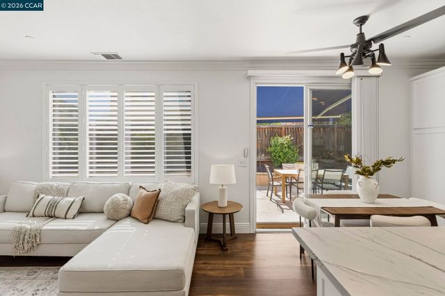 561 Young Dr, Brentwood, CA 94513