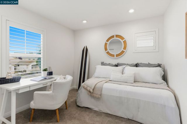 561 Young Dr, Brentwood, CA 94513