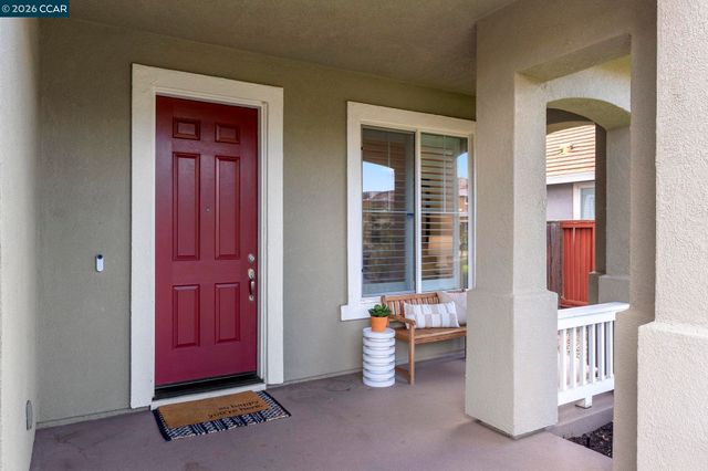 561 Young Dr, Brentwood, CA 94513