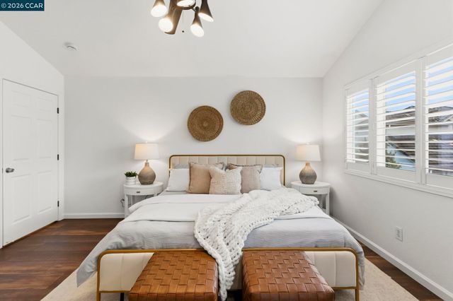 561 Young Dr, Brentwood, CA 94513