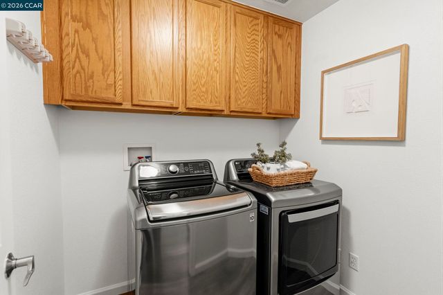 561 Young Dr, Brentwood, CA 94513