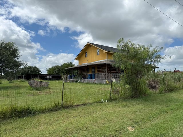 8020 Prairie Hill, Alvarado, TX 76009
