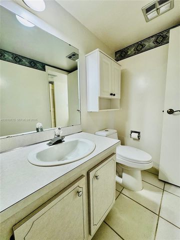3675 N Country Club Dr 2005, Aventura, FL 33180