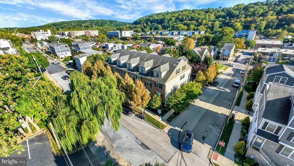 807 SPRING MILL AVE #B, CONSHOHOCKEN, PA 19428 — photo 5