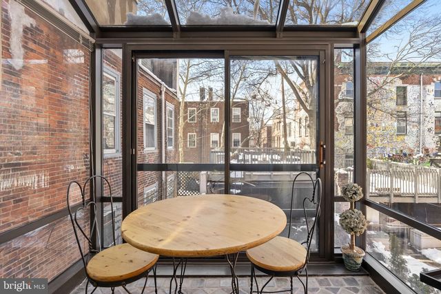 614 S 10TH ST, Philadelphia, PA 19147