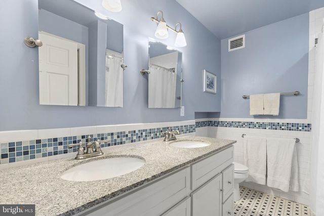 614 S 10TH ST, Philadelphia, PA 19147