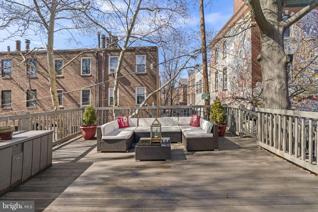 614 S 10TH ST, Philadelphia, PA 19147