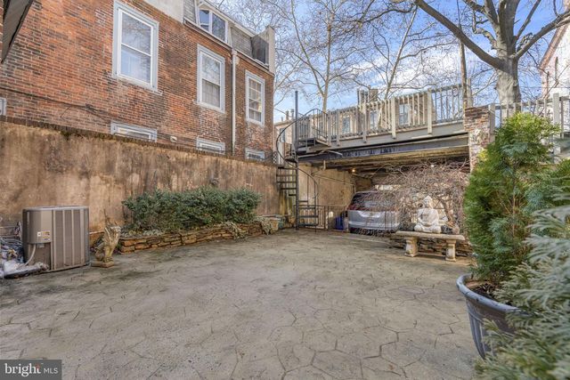 614 S 10TH ST, Philadelphia, PA 19147