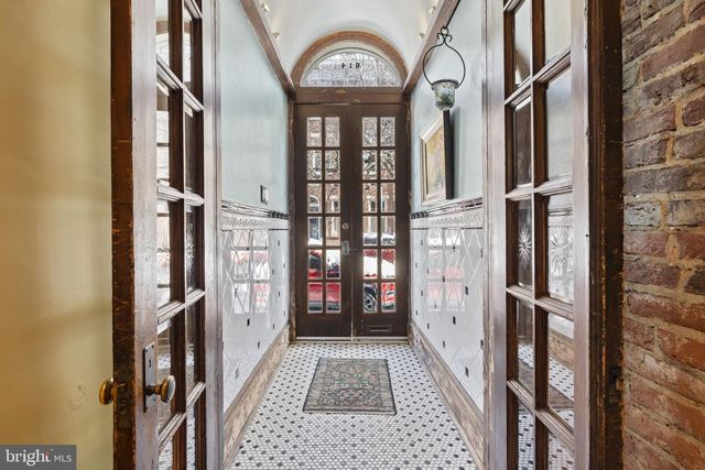 614 S 10TH ST, Philadelphia, PA 19147