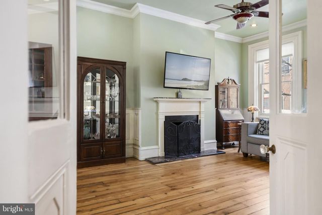 614 S 10TH ST, Philadelphia, PA 19147