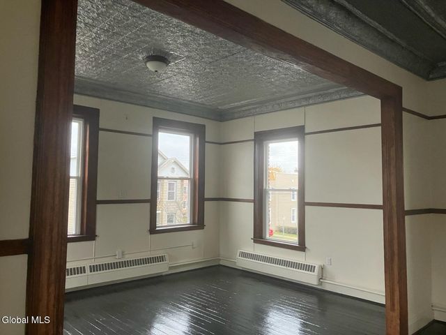 26 Washington Avenue, Cohoes, NY 12047