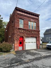 26 Washington Avenue, Cohoes, NY 12047
