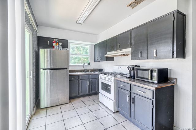 411 SAMUEL DR, San Antonio, TX 78227