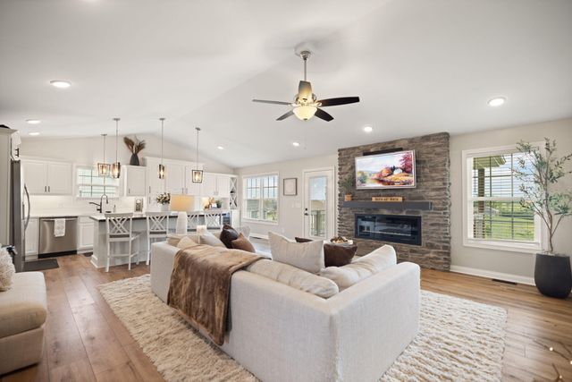 432 Windemere Way, Richmond, KY 40475