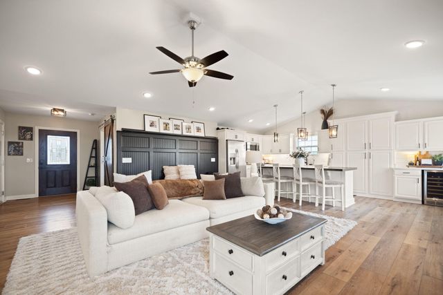 432 Windemere Way, Richmond, KY 40475