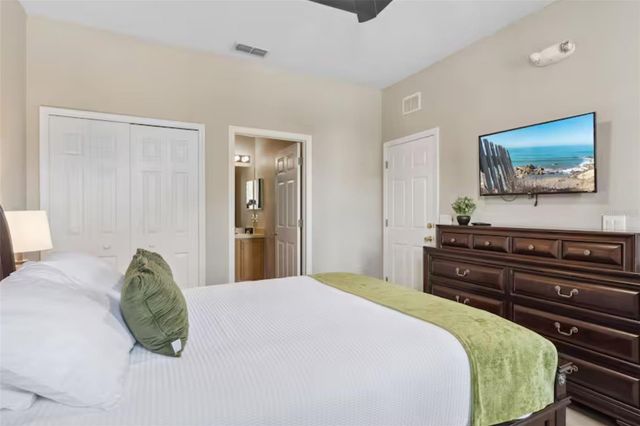 2204 CALABRIA AVENUE, Davenport, FL 33897