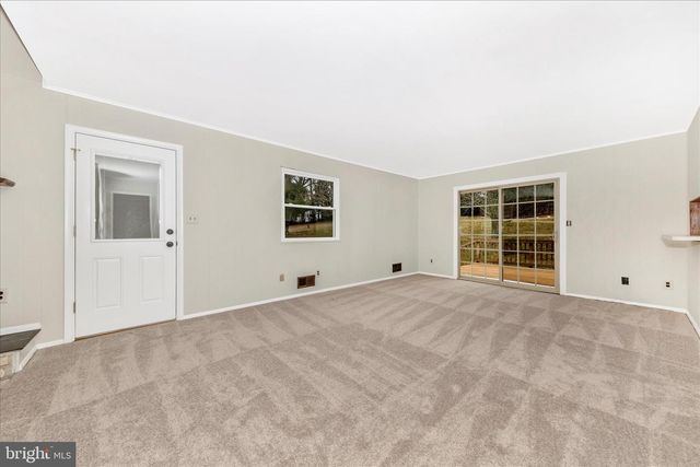 2765 LOCH HAVEN DR, Ijamsville, MD 21754