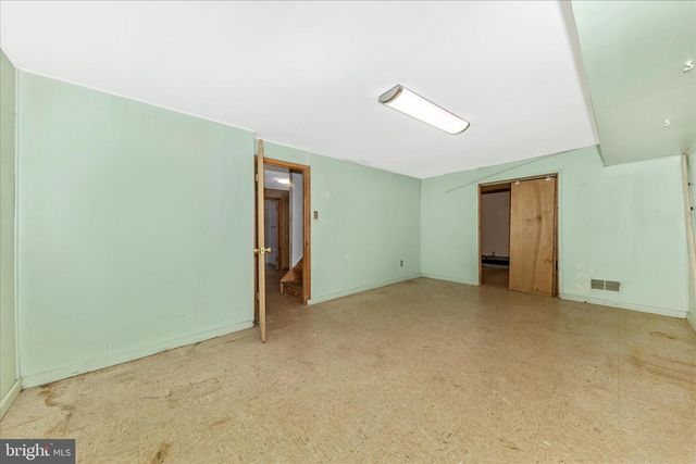 2765 LOCH HAVEN DR, Ijamsville, MD 21754