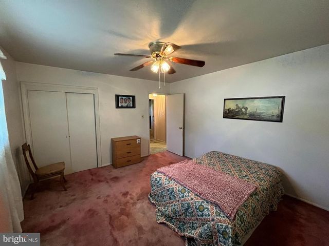 606 HAMILTON DR, Cinnaminson, NJ 08077