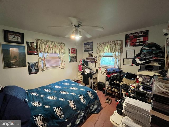 606 HAMILTON DR, Cinnaminson, NJ 08077
